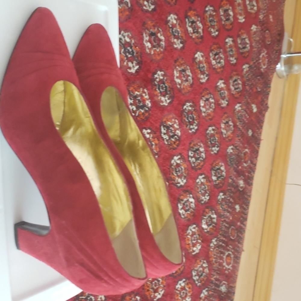 Red shoes